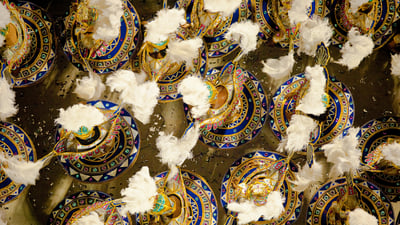 Bing wallpaper March 3, 2025. Desfile de Carnaval no Sambódromo, Rio de Janeiro (© Giordano Cipriani/Getty Images)
