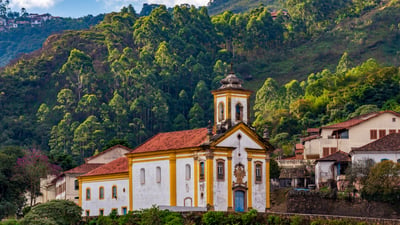 Bing wallpaper November 7, 2025. Antiga igreja barroca em Ouro Preto, Minas Gerais (©  Fred_Pinheiro/iStock/Getty Images Plus)