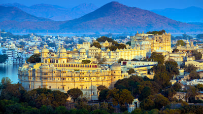 Bing wallpaper February 27, 2021. City Palace on the banks of Lake Pichola in Udaipur, India (© Chaiyun Damkaew/Getty Image)