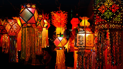 Bing wallpaper November 4, 2021. Lanterns illuminated for the Diwali festival, Mumbai, India (© RAMNIKLAL MODI/Shutterstock)