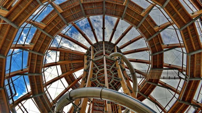 Bing wallpaper March 18, 2023. Erlebnisholzkugel, Steinberg am See, Bayern (© Rüdiger Hess/geo-select FotoArt)