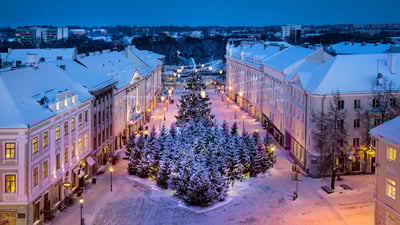 Bing wallpaper December 24, 2023. Town Hall Square, Tartu, Estonia (© Westend61/Getty Images)