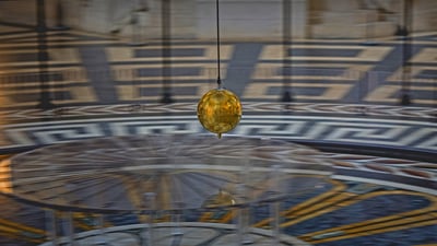 Bing wallpaper January 8, 2021. Foucault pendulum at the Panthéon in Paris, France (© Adolf/Adobe Stock)