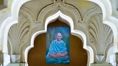 Bing wallpaper October 1, 2019. Painting of Gandhi inside Gandhi Memorial Museum, Madurai (© db images/Alamy Stock Photo)