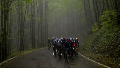 Bing wallpaper May 8, 2025. Comincia il Giro d'Italia, Durazzo, Albania (© Tim de Waele/Getty Images)