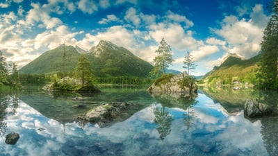 Bing wallpaper July 17, 2023. Hintersee, Ramsau, Bayern (© boule13/iStock/Getty Images Plus)