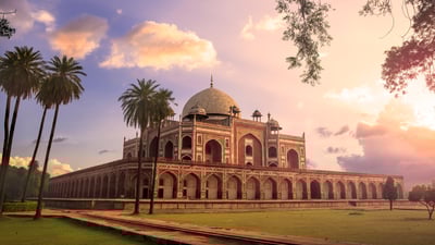 Bing wallpaper April 3, 2025. Humayun's Tomb, Delhi (© SoumenNath/Getty Images)