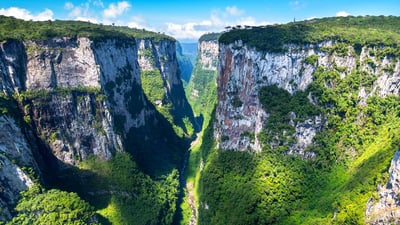 Bing wallpaper February 20, 2023. Itaimbezinho canyon (© NidoHuebl/Getty Images)