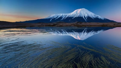 Bing wallpaper July 6, 2020. Tolbachik volcanic complex on the Kamchatka Peninsula, Russia (© Egor Vlasov/Shutterstock)