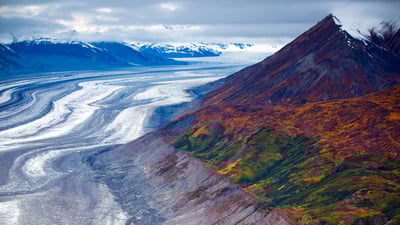 Bing wallpaper November 25, 2023. Mount Logan in Kluane National Park and Reserve, Yukon, Canada (© A. Michael Brown/Shutterstock)