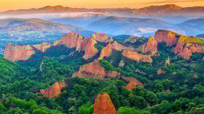 Bing wallpaper April 11, 2020. Ancient Roman gold mining site of Las Médulas, León, Spain (© DEEPOL by plainpicture/David Santiago Garcia)