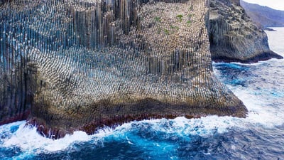 Bing wallpaper August 8, 2020. Los Órganos basalt rock formation, La Gomera, Canary Islands, Spain (© Martin Siepmann/Image BROKER/Offset by Shutterstock)