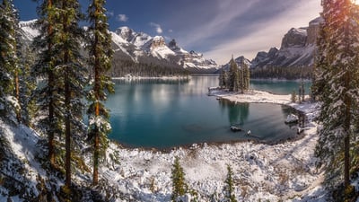 Bing wallpaper February 1, 2021. Spirit Island during winter season, Maligne Lake, Jasper National Park, Alberta (© Natapong Supalertsophon/Getty Images)
