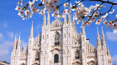 Bing wallpaper April 15, 2025. Duomo di Milano, Milano, Lombardia (© Tupungato/Getty Images)