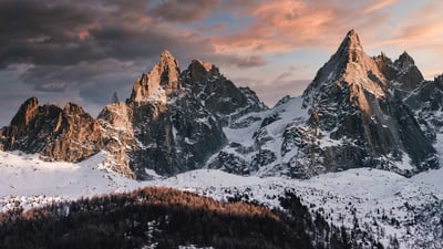 Bing wallpaper February 21, 2024. Vallée de Chamonix, Haute-Savoie, France (© Charlie Pics/Getty Images)