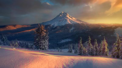 Bing wallpaper February 8, 2024. Mount Hood, Oregon (© Inigo Cia/Getty Images)