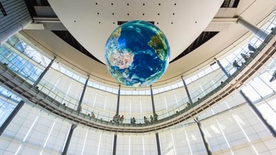 Bing wallpaper May 17, 2024. 日本科学未来館, 東京都 江東区 (© cowardlion/Shutterstock)