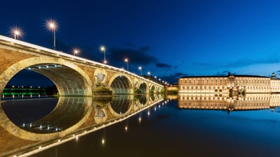 Bing wallpaper June 20, 2024. Pont-Neuf à Toulouse (© benkrut/Getty Images)