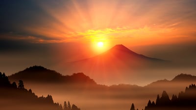 Bing wallpaper December 31, 2019. Sunrise at Mt. Fuji, Japan (© Juan Paulo Gutierrez/Getty Images)