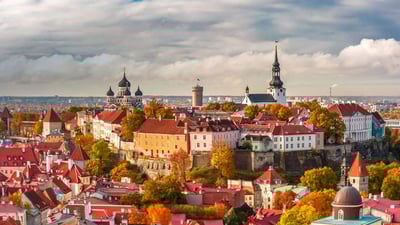Bing wallpaper June 1, 2019. ｢タリン旧市街｣エストニア (© Kavalenkava Volha/Alamy)