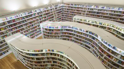 Bing wallpaper September 8, 2025. Library@orchard, Singapura (© Darwin Fan/Getty Images)