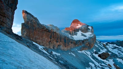 Bing wallpaper January 30, 2025. La Brecha de Rolando, Ordesa y Monte Perdido National Park, Spain (© Inaki Relanzon/Nature Picture Library/Alamy)