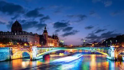 Bing wallpaper May 21, 2023. Pont d’Arcole on the Seine river, Paris, France (© StockByM/Getty Images)