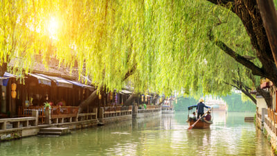 Bing wallpaper April 3, 2025. 苏州古镇风景，江苏省，中国 (© gyn9038/Getty Images)