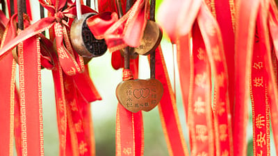 Bing wallpaper August 24, 2020. 【今日七夕】Love locker on a red stripe hanging in a temple in Chengdu, China © Philippe LEJEANVRE/Getty Images