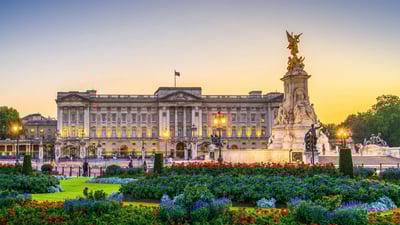 Bing wallpaper June 2, 2022. Buckingham Palace in London, England (© Pajor Pawel/Shutterstock)