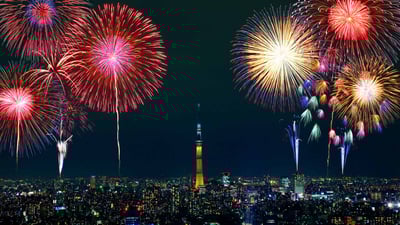 Bing wallpaper July 26, 2019. ｢隅田川花火大会｣東京, 墨田区 (© Aflo Relax/Masterfile)