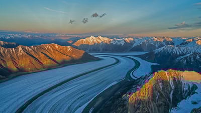 Bing wallpaper January 19, 2022. Saint Elias Mountains and Kaskawulsh Glacier in Kluane National Park and Reserve, Yukon, Canada (© Design Pics Inc/Alamy)