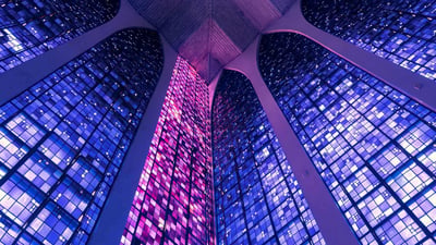 Bing wallpaper June 9, 2022. Detalhe de vitrais do Santuário Dom Bosco, em Brasília-DF (© Rafael Serathiuk/Shutterstock);