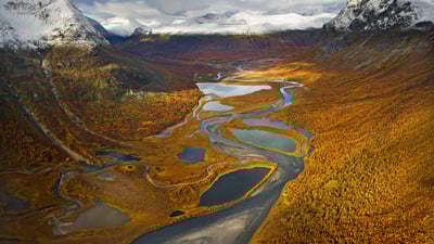 Bing wallpaper November 15, 2023. Rapa Valley in Sarek National Park, Sweden (© Hans Strand/Getty Images)