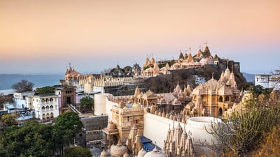 Bing wallpaper April 5, 2020. Jain temples on top of Shantrujaya hill, Palitana, Gujarat (© Aliaksandr Mazurkevich/Alamy Stock Photo)