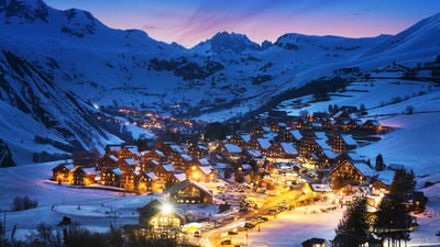 Bing wallpaper February 15, 2024. Station de Saint-Jean-d'Arves, Savoie, France (© shutterstock)