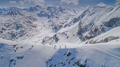 Bing wallpaper January 10, 2022. Ski touring in the High Tauern mountain range near Bad Gastein, Austria (© RooM the Agency/Alamy)