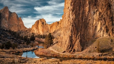 Bing wallpaper May 16, 2026. Smith Rock State Park, Oregon, United States (© Alex Ratson/Getty Images)