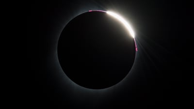 Bing wallpaper April 8, 2024. Total solar eclipse photographed from Madras, Oregon on August 21, 2017 (© NASA/Aubrey Gemignani)