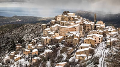 Bing wallpaper February 4, 2022. Speloncato, Corsica, France (© Jon Ingall/Alamy)