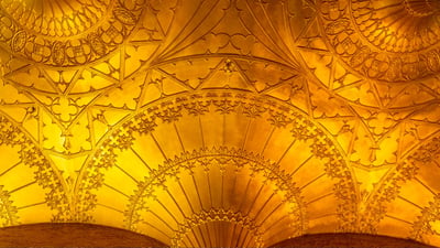 Bing wallpaper June 6, 2019. Fan vaulted ceiling of the foyer of the State Theatre, Sydney (© domonabike/Alamy Stock Photo)