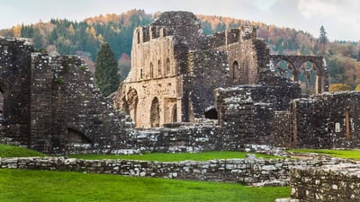 Bing wallpaper October 5, 2019. Tintern Abbey, Wales (© Lynda Morris Photography/Getty Images)