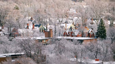 Bing wallpaper January 18, 2022. Areal view of Toronto cityscapes on a winter morning (© Katrin Ray Shumakov/Getty Images)
