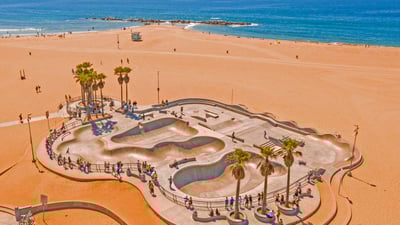 Bing wallpaper September 13, 2021. Aerial view of the Venice Skatepark in Venice Beach, Los Angeles (© Ingus Kruklitis/Getty Images)