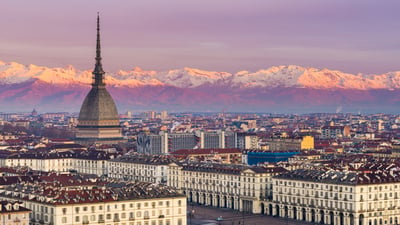 Bing wallpaper March 8, 2025. Vista su Torino, Piemonte (© Fabio Lamanna/Getty Images)