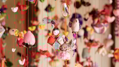 Bing wallpaper March 2, 2019. ｢雛のつるし飾り｣ (© yoshi0511/Shutterstock)